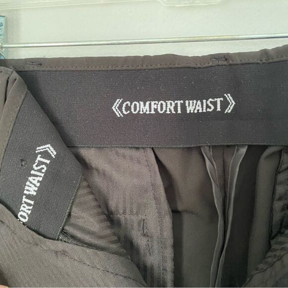 Croft & Barrow Men’s True Comfort Dress Pants - Picture 3 of 5